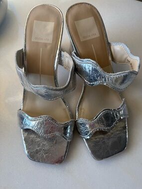 Dolce Vita Metallic Silver Wavy Double-Strap Mules